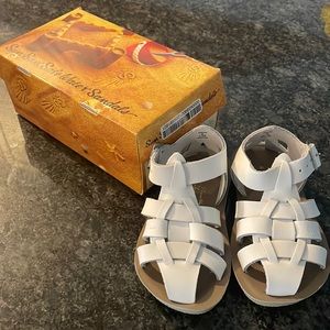 Saltwater Sailor Sandal Size 6 (toddler)